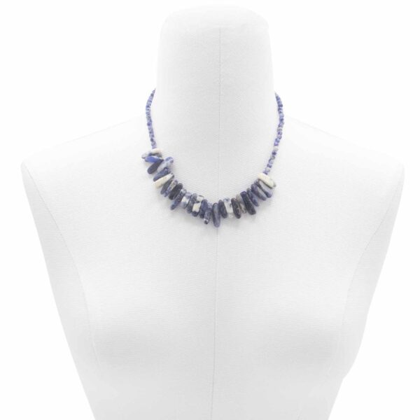 Collar Longstone de Sodalita – Comunicación Consciente, Intuición y Paz Interior - Imagen 3
