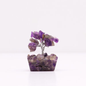 Mini Árbol de Amatista sobre Base de Orgonita – 15 Piedras Naturales