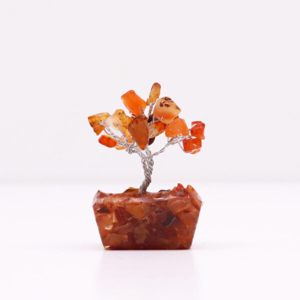Mini Árbol de Cornalina sobre Base de Orgonita – 15 Piedras Naturales
