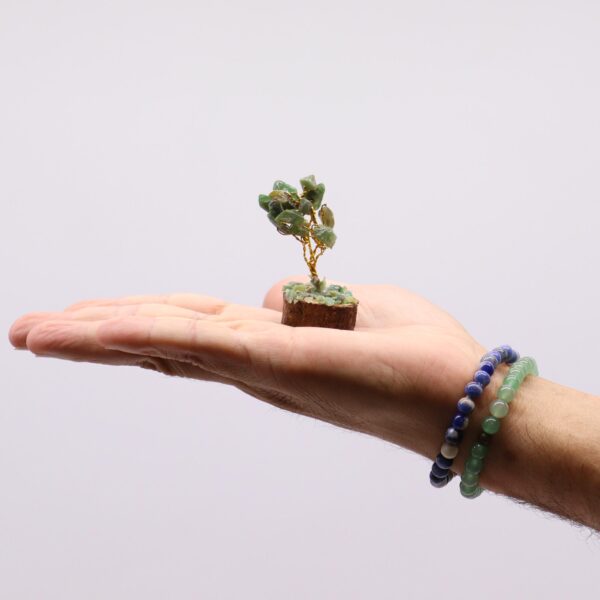 Mini Árbol de Aventurina Verde sobre Base de Madera – 15 Piedras Naturales - Imagen 2